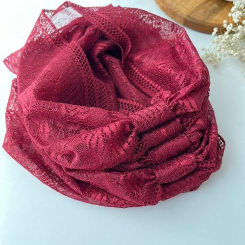 اسکارف زرشکی