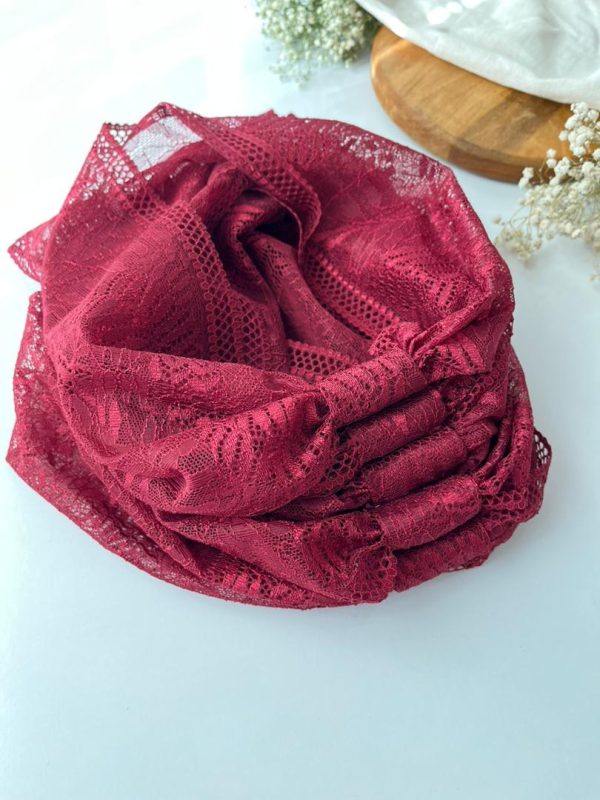 اسکارف زرشکی