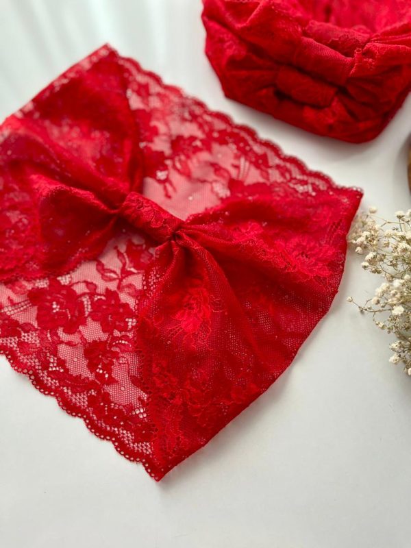 اسکارف قرمز