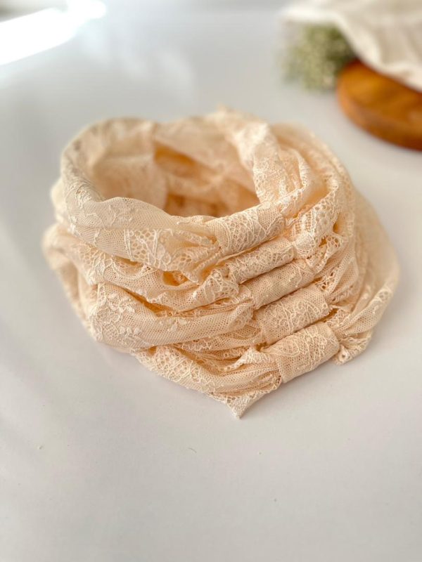 اسکارف کرم روشن